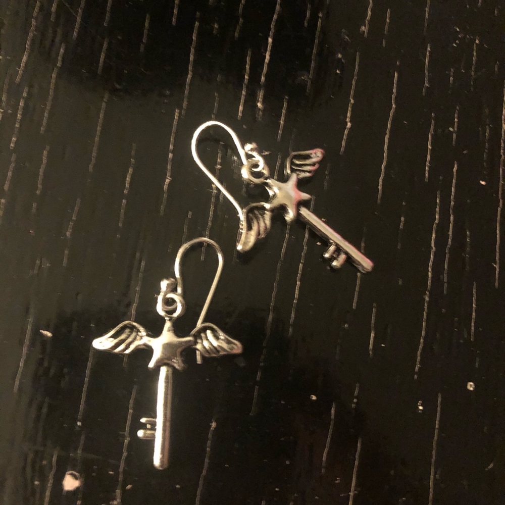 Dangly Key with wings earrings